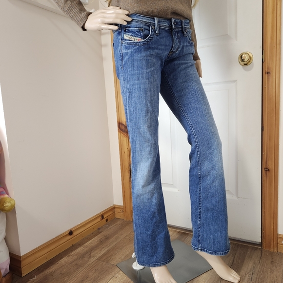 Diesel LOWKY B.C Stretch women's low-rise bootcut flare distressed W 27 32 L - Picture 3 of 16